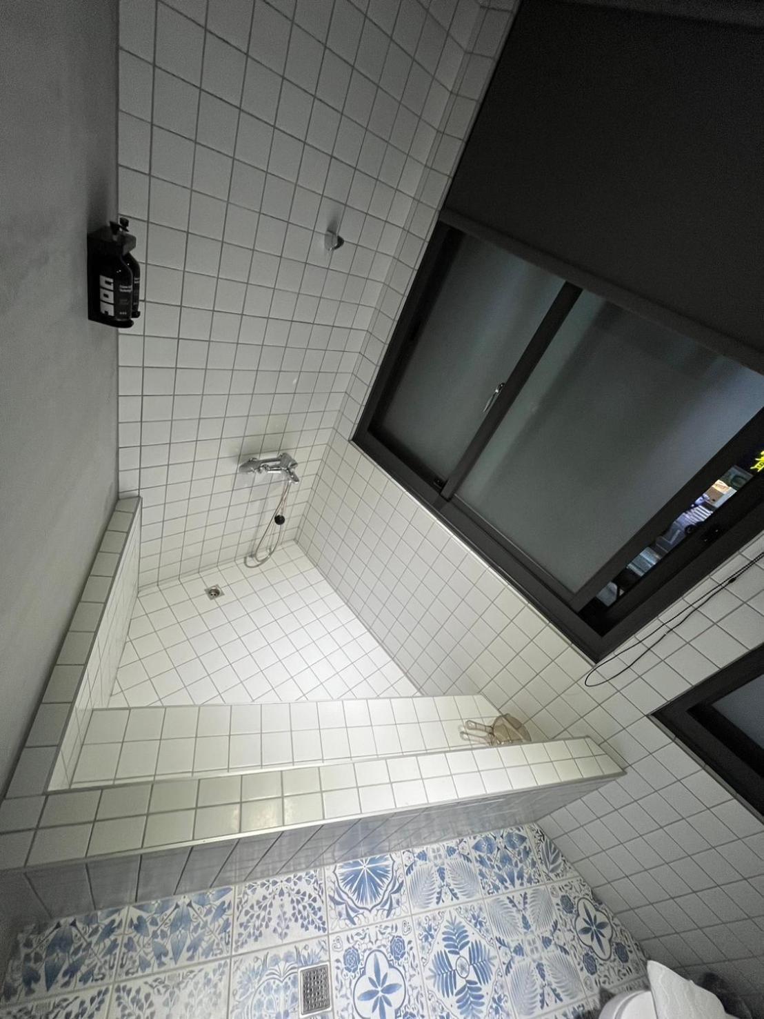 Meng Yun Ge Hotel Jiaoxi Extérieur photo